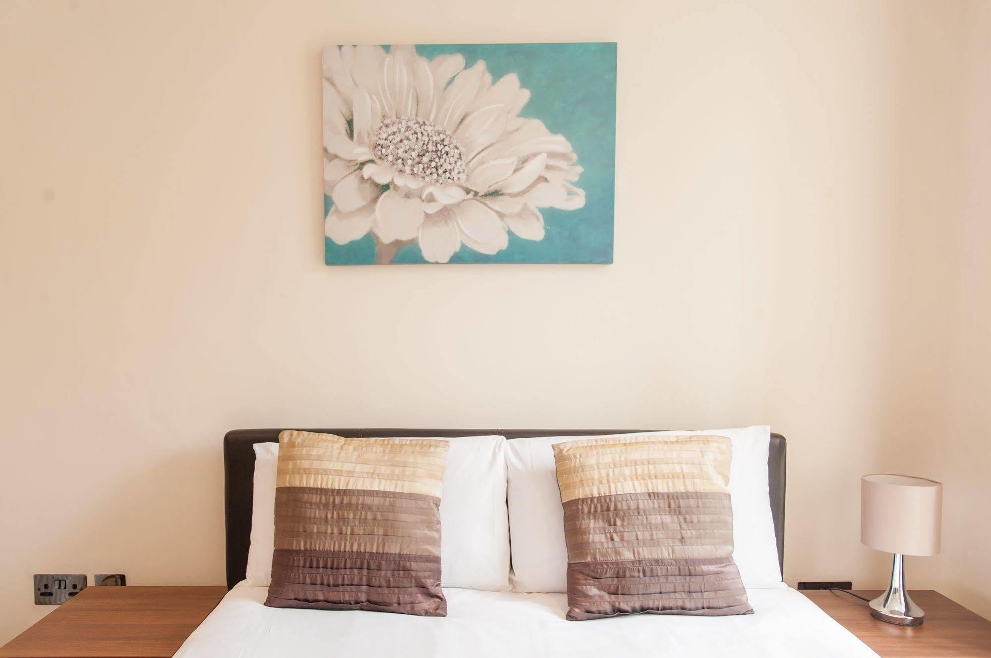 London Serviced Apartments エクステリア 写真